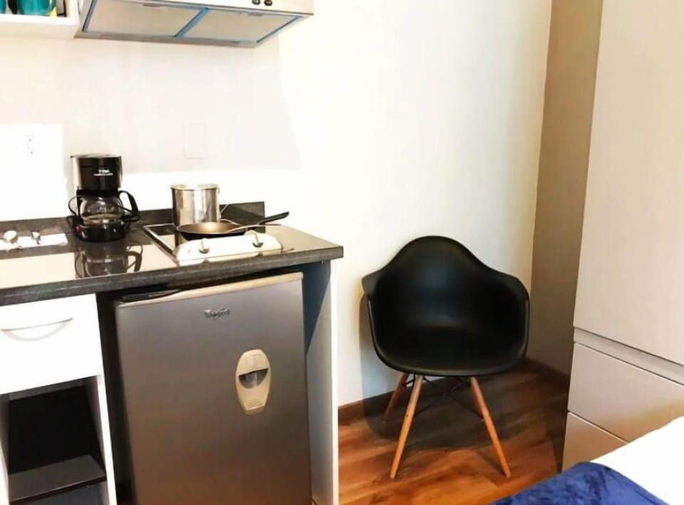 Standard Loft (Buenavista209) | Private kitchenette | Fridge, microwave, stovetop, coffee/tea maker