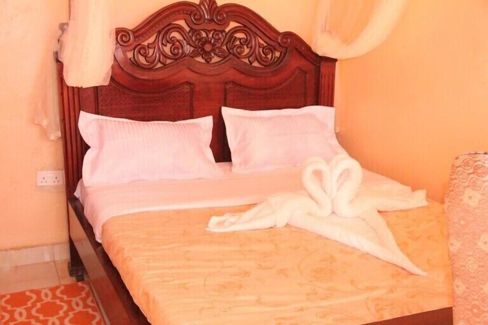 Executive Room | Memory foam beds, in-room safe, desk, free WiFi