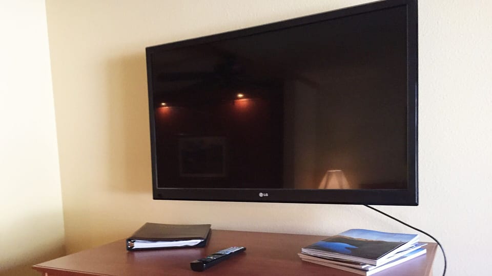 3 flat screen TV's 