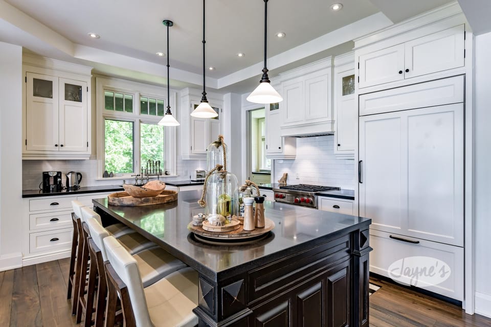 Kitchen &amp; Bar Seating