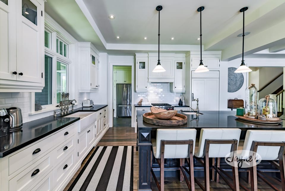 Kitchen &amp; Bar Seating