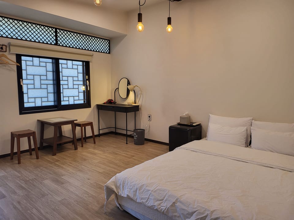103 | Down comforters, memory foam beds, free WiFi, bed sheets