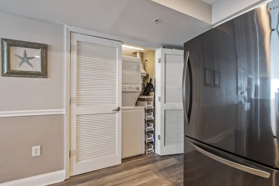 Washer & Dryer In Unit