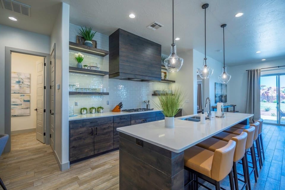 Deluxe kitchen with oversized island seating 5 people