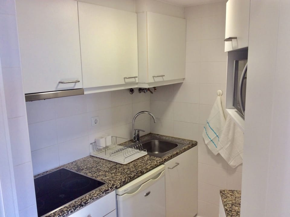 Kitchenette 