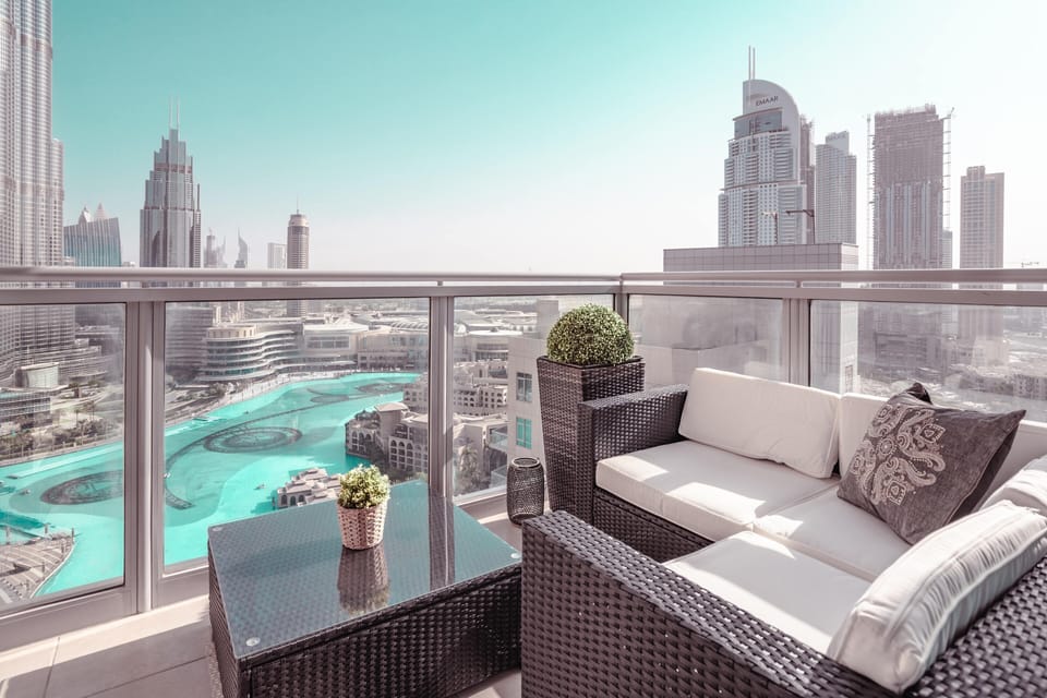 Deluxe Apartment, 2 Bedrooms | 2 bedrooms, individually decorated, individually furnished