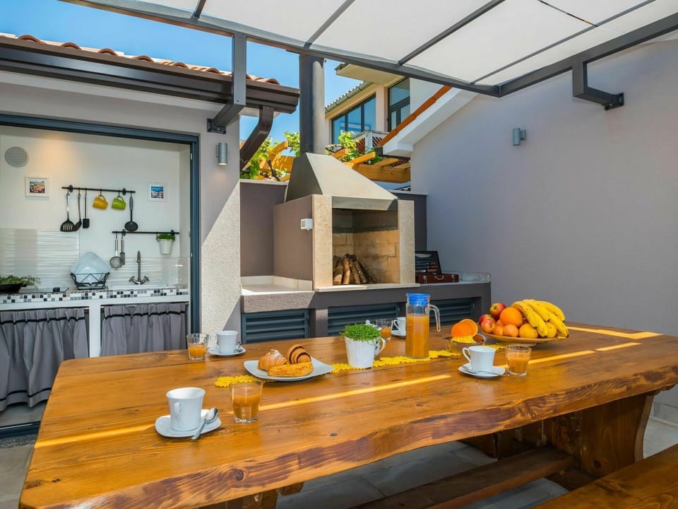 Table, Furniture, Tableware, Food, Orange, Wood, Lighting, Building, Kitchen, Interior Design