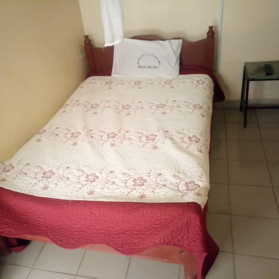 Double Room | Desk, blackout drapes, free WiFi, bed sheets