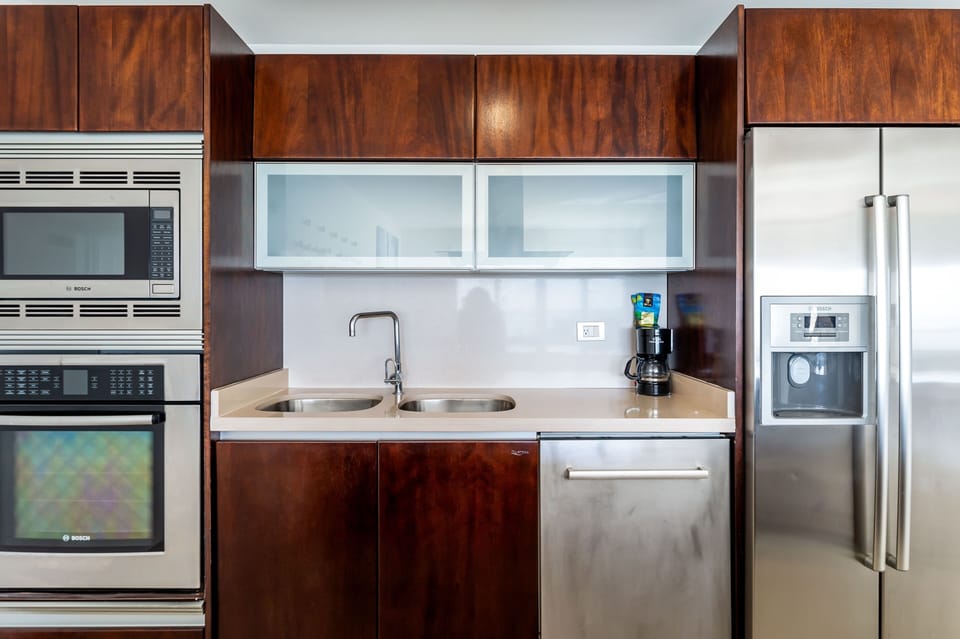 Indoors, Room, Kitchen, Furniture, Oven
