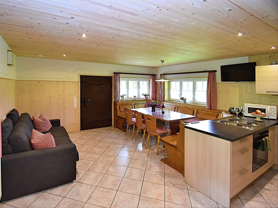 House | Private kitchen | Highchair