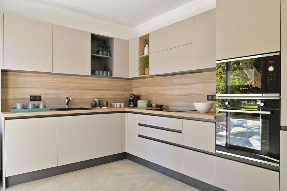 Apartment, 3 Bedrooms | Private kitchen | Fridge, espresso maker, coffee/tea maker, electric kettle