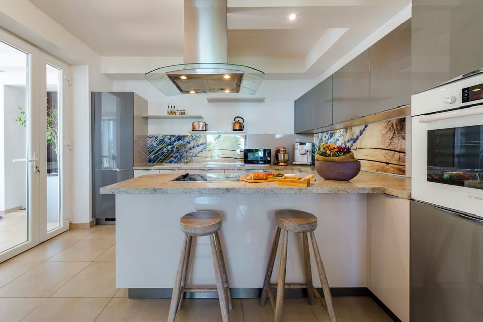 Villa, 4 Bedrooms, Smoking, Private Pool | Interior