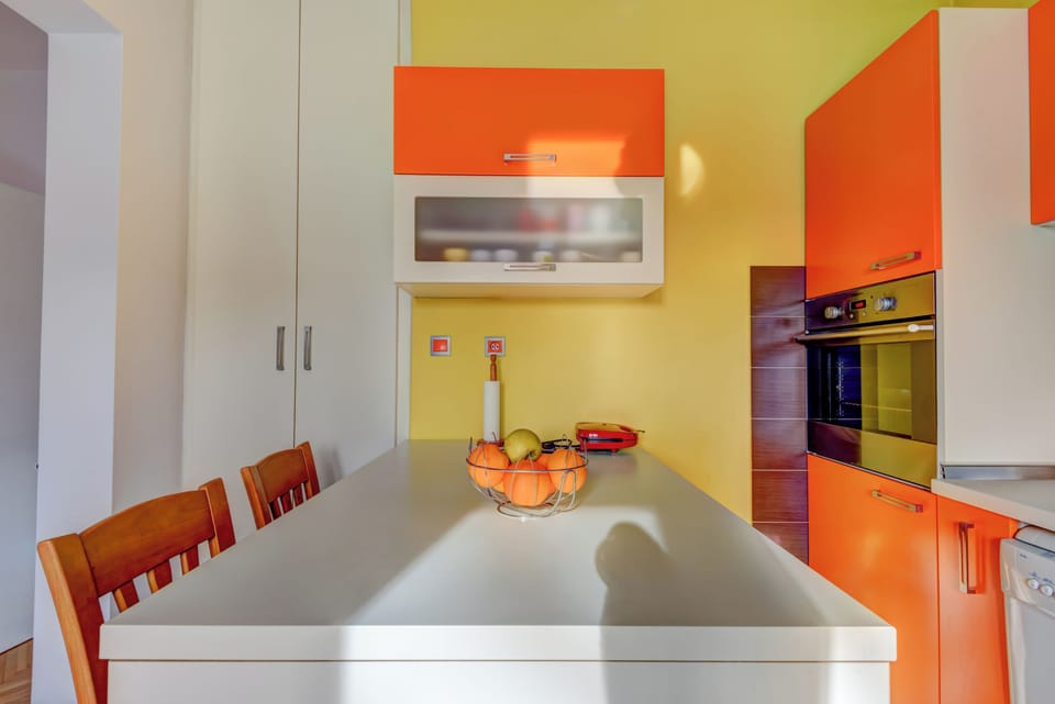Apartment, 2 Bedrooms, Balcony, Garden View | Interior