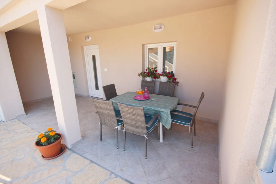 Apartment, 2 Bedrooms, Terrace | Terrace/patio