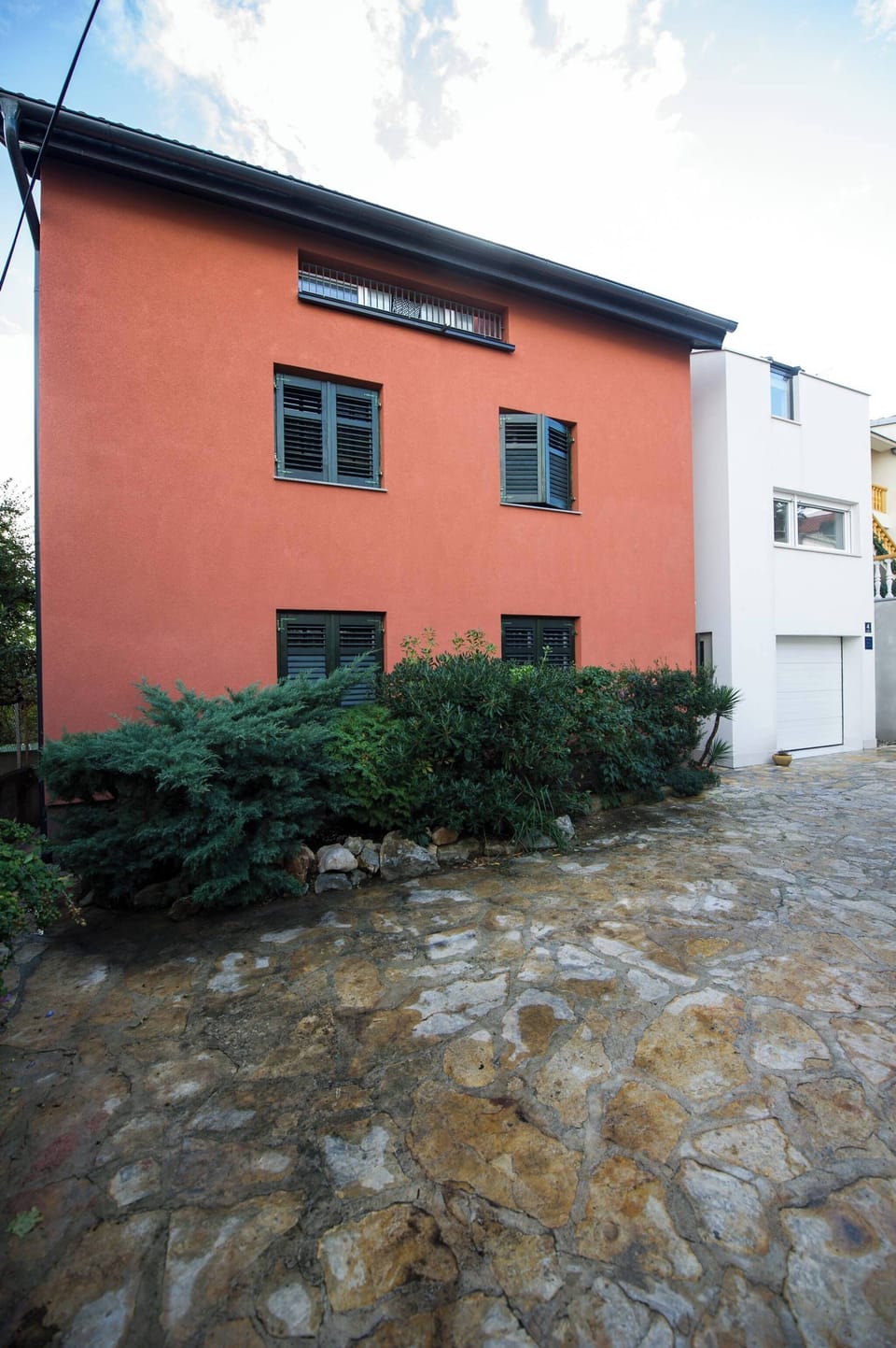 Studio, Balcony, Garden View | Property entrance