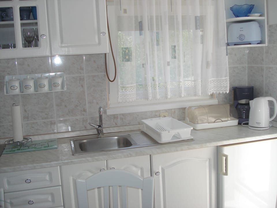 Apartment, 2 Bedrooms, Smoking, Balcony | Private kitchen | Coffee/tea maker