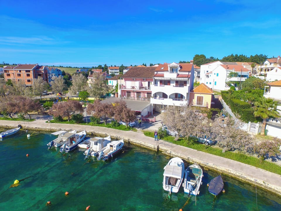 Apartment, 2 Bedrooms, Balcony, Ocean View | Front of property