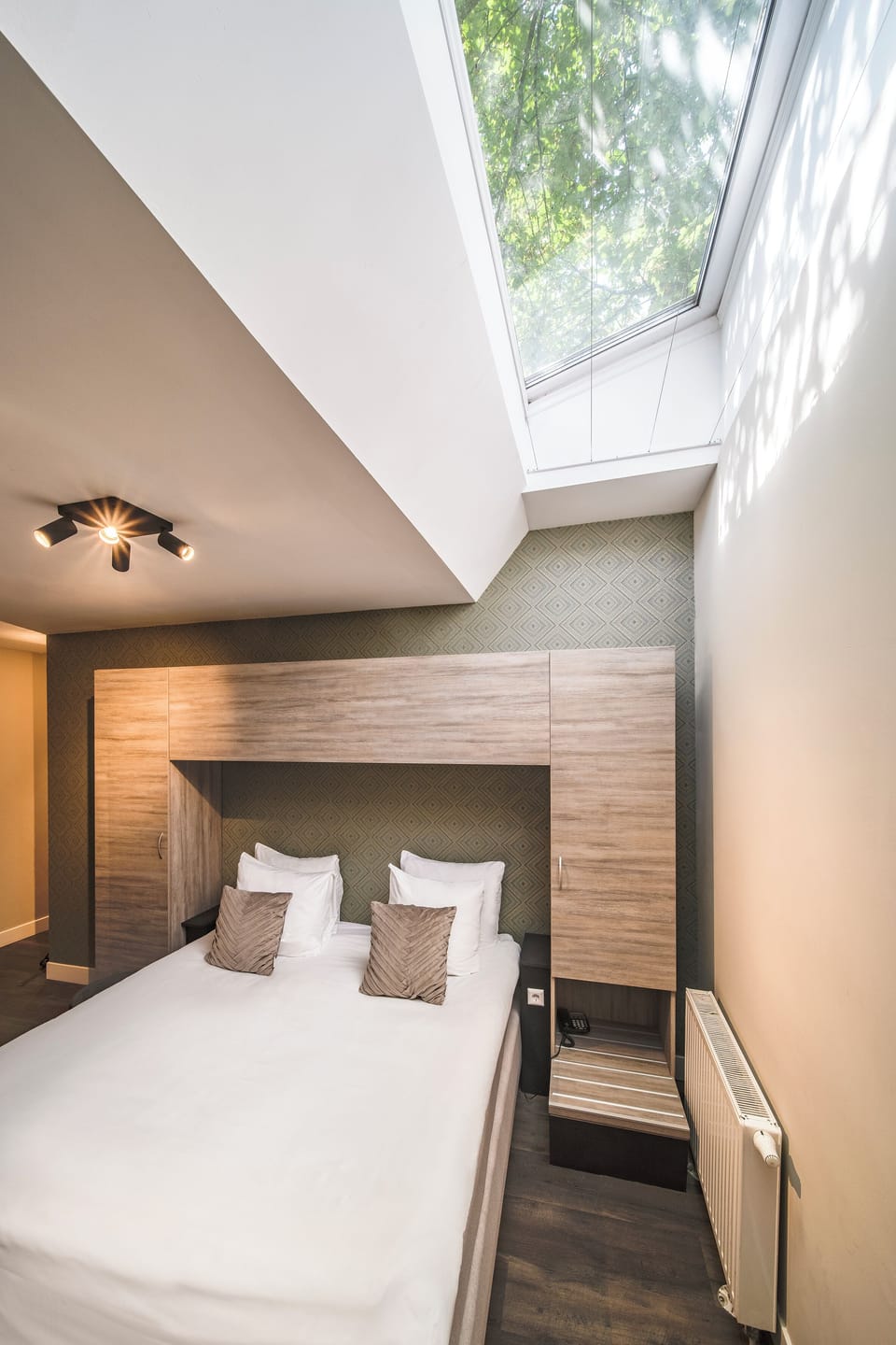 Senior Double Room | Premium bedding, pillowtop beds, in-room safe, desk