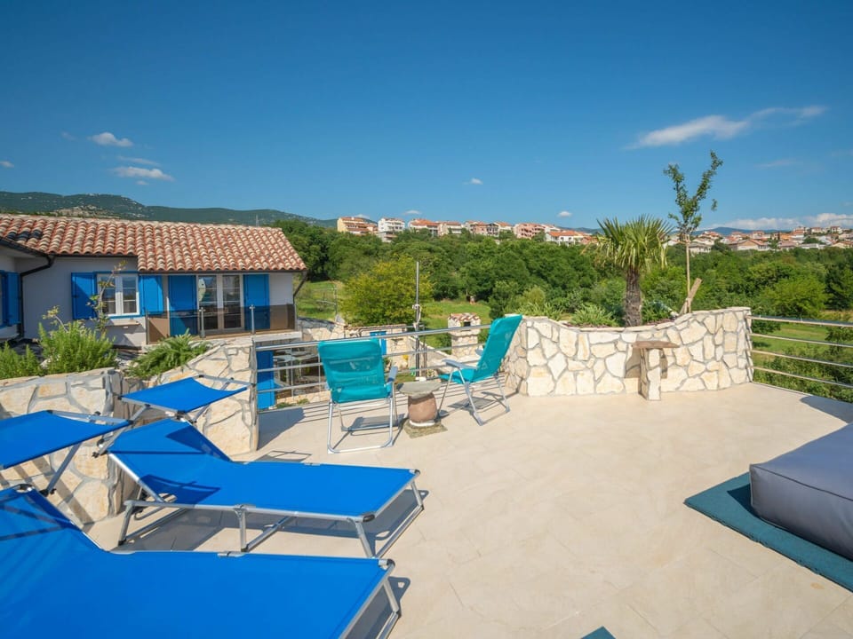 Sky, Building, Plant, Cloud, Azure, House, Outdoor Furniture, Tree, Shade, Seaside Resort