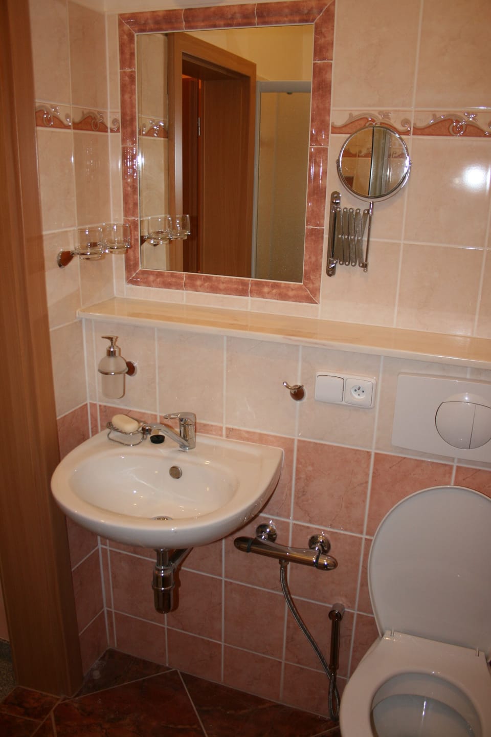 Apartment | Bathroom | Shower, hair dryer, slippers, towels