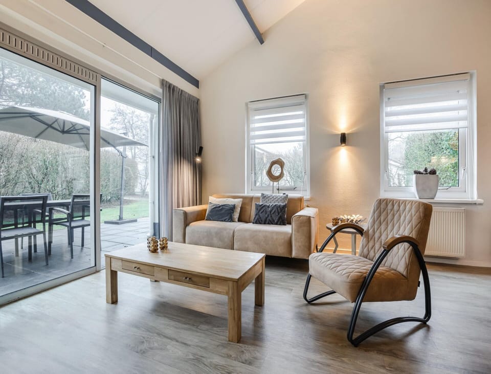 Bungalow | Living room