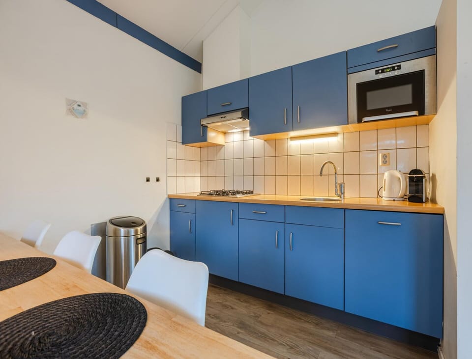 Bungalow | Private kitchen | Highchair
