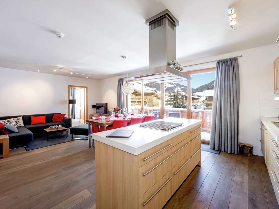 Apartment | Private kitchen | Highchair