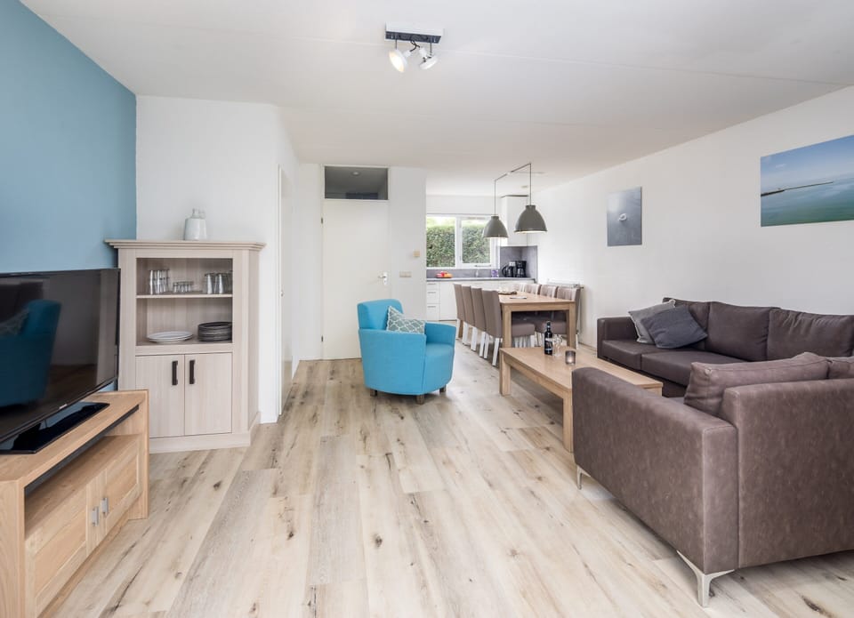 House | Living room | TV