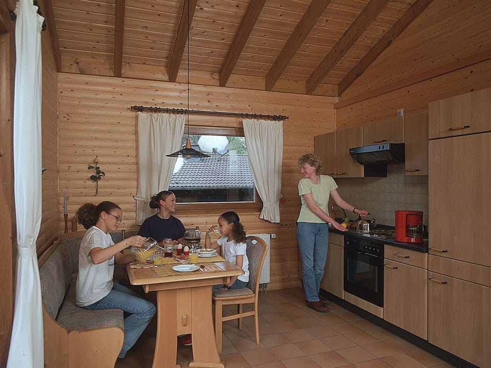 Apartment | Dining