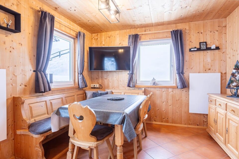Chalet | Living room