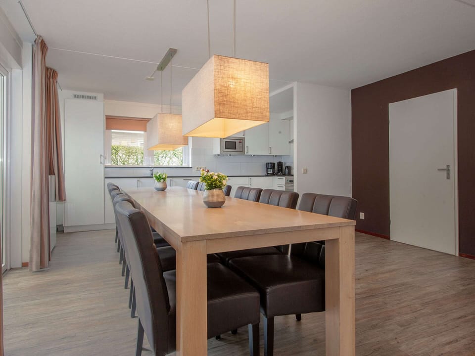 Villa | Dining