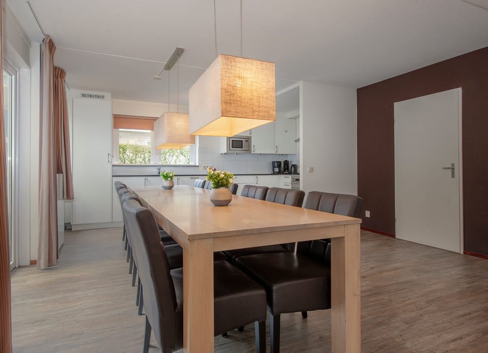 Villa | Dining