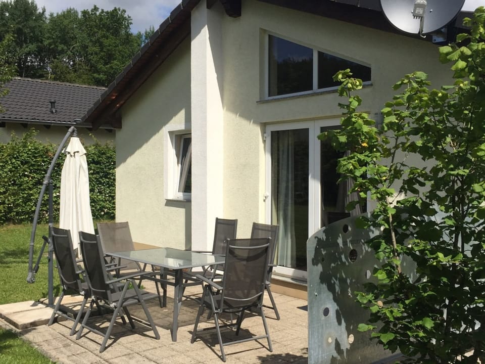 House | Dining