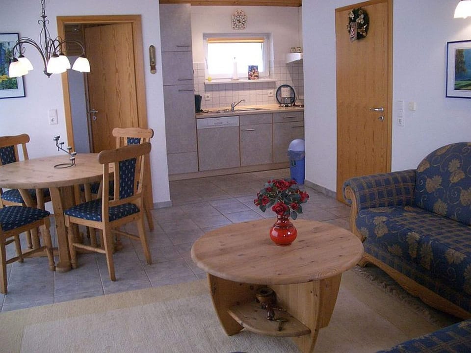 House | Dining
