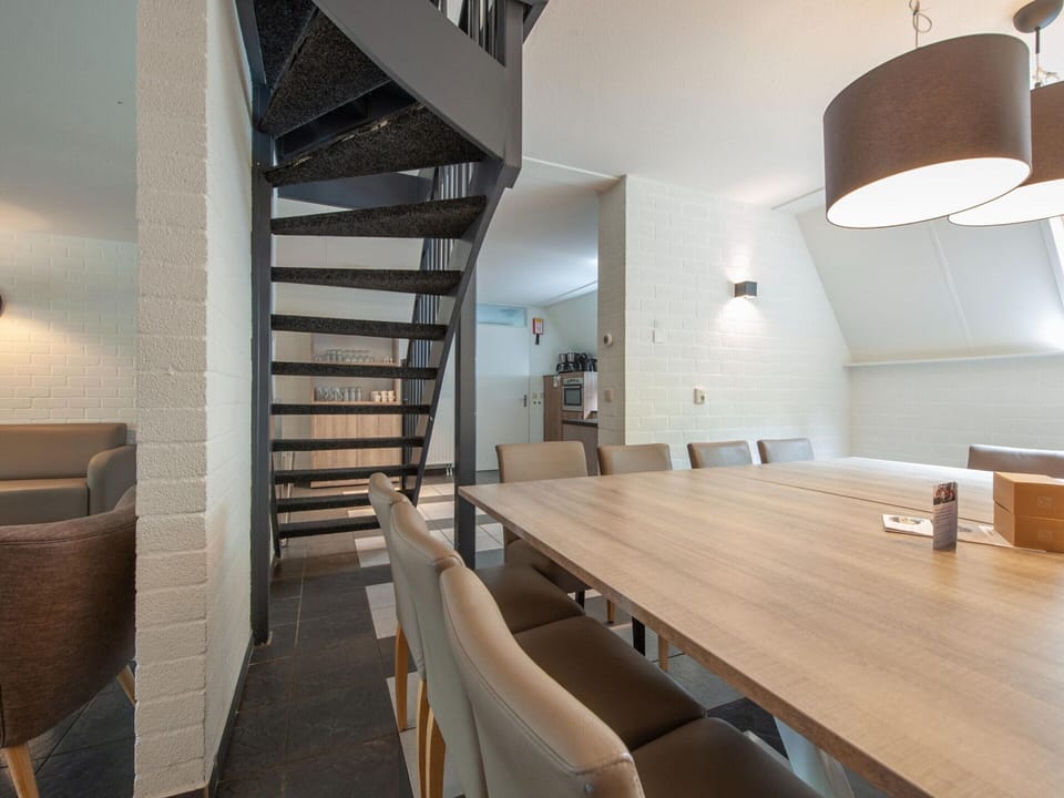 House | Dining