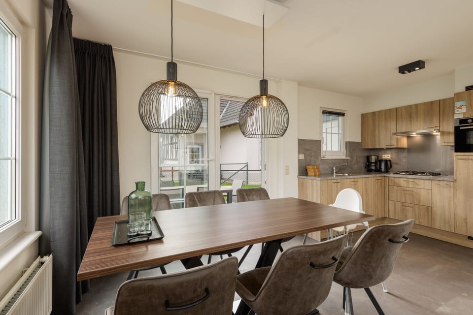 House | Dining