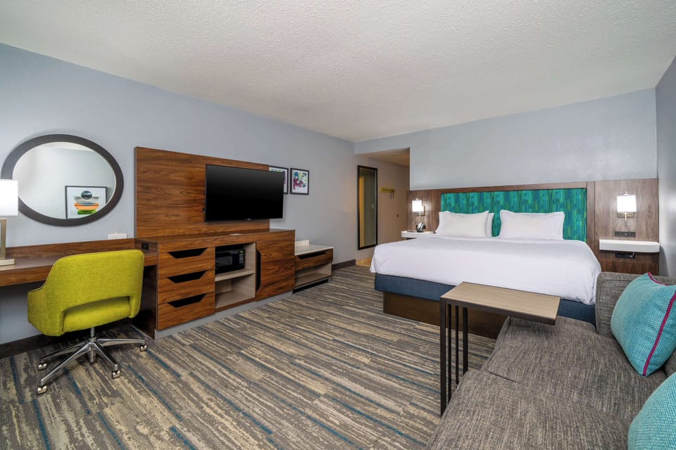 King With Sofabed | In-room safe, iron/ironing board, free WiFi, bed sheets