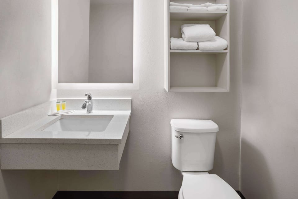 Room, 2 Queen Beds, Accessible, Non Smoking | Accessible bathroom