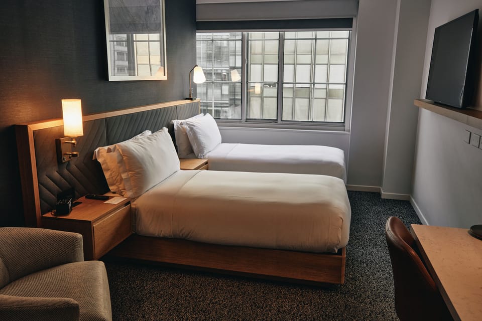 Standard Twin Room | 1 bedroom, premium bedding, in-room safe, desk