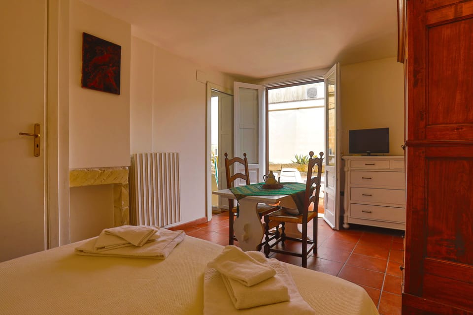 Panoramic Room, 1 Bedroom, Terrace, City View | Down comforters, desk, cribs/infant beds, rollaway beds