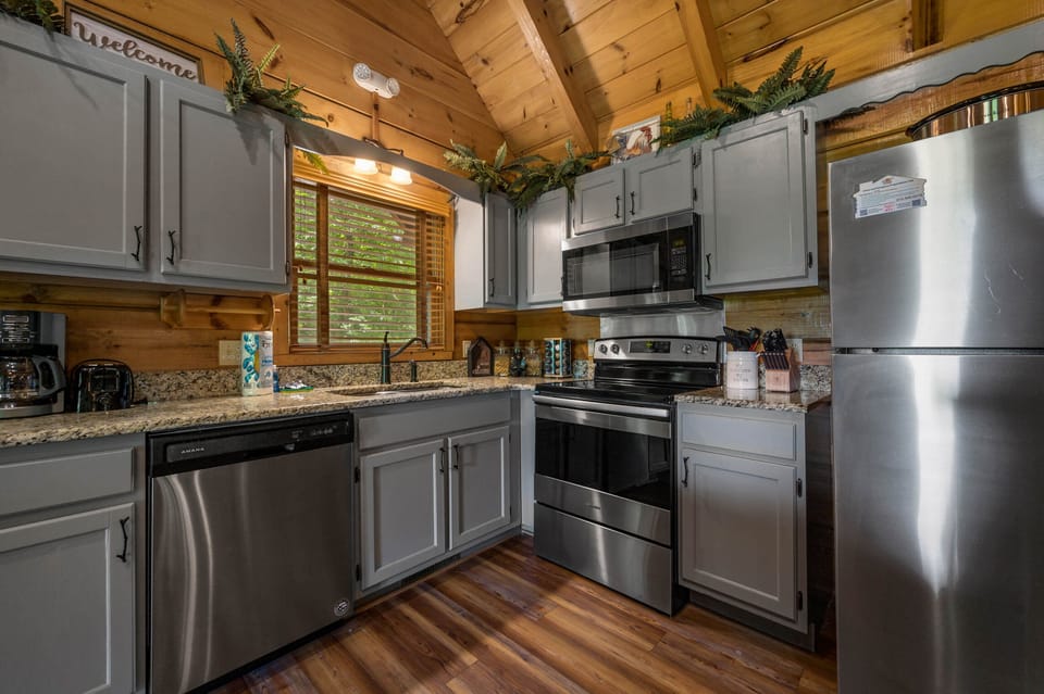 Full Kitchen