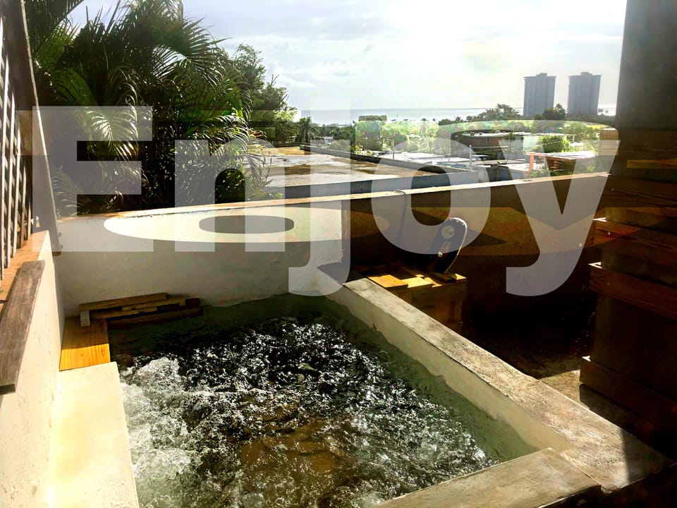 Outdoor spa tub
