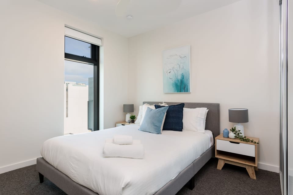 Two Bedroom Apartment With Parking | 2 bedrooms, individually decorated, individually furnished