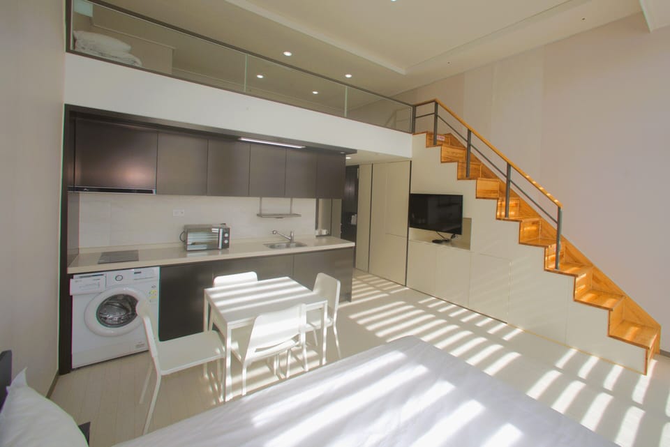 Duplex Double room (No View) | Laptop workspace, free WiFi, bed sheets
