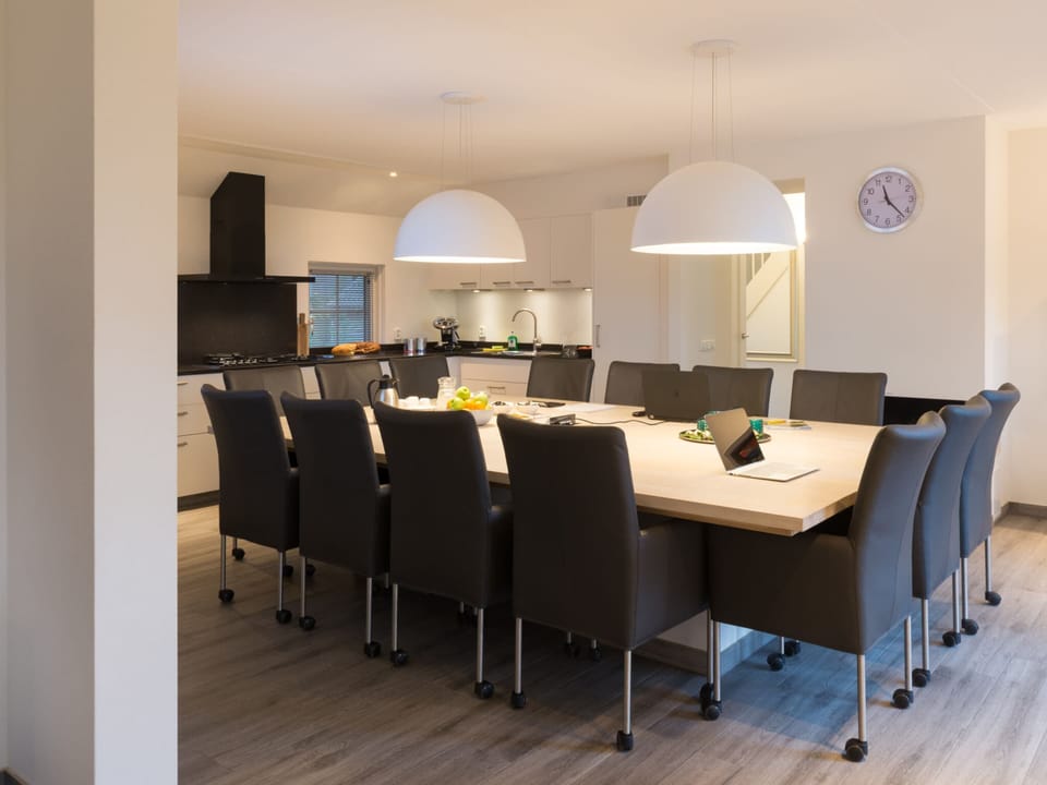 Villa | Dining