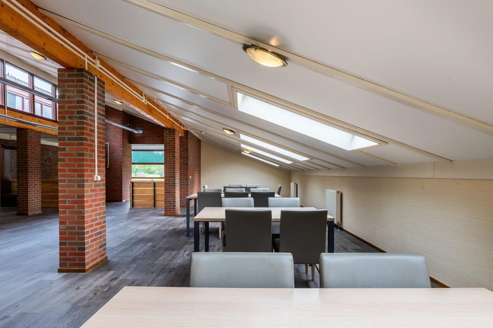 Bungalow | Dining