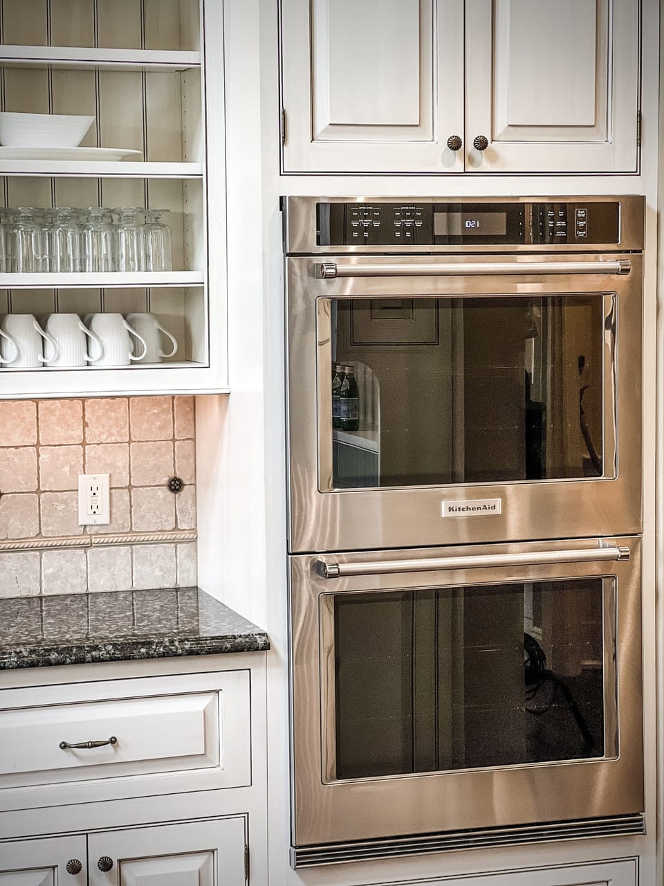 Top-of-the-line, new appliances were installed in mid-2023