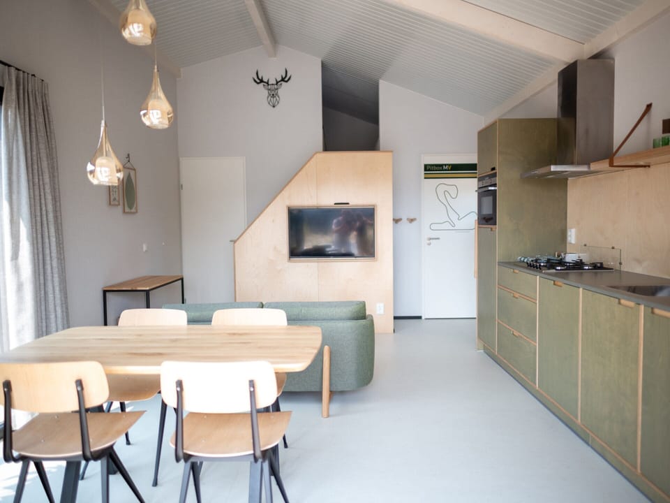 House | Private kitchen | Highchair