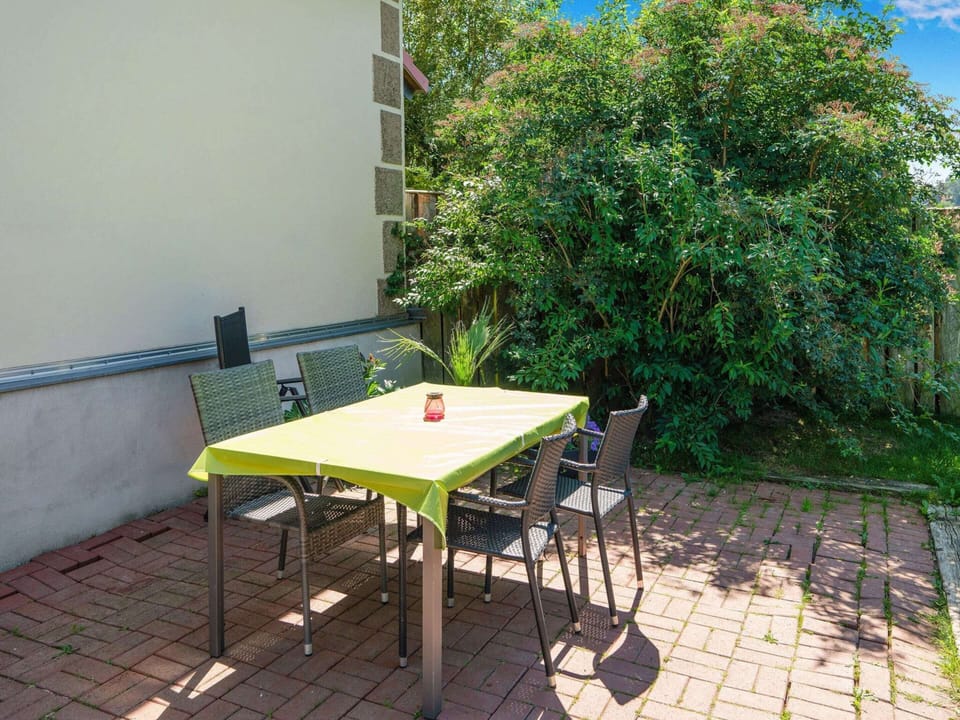 Apartment | Dining