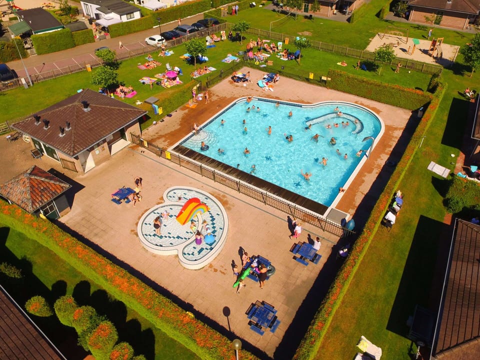 Chalet | Pool | Outdoor pool
